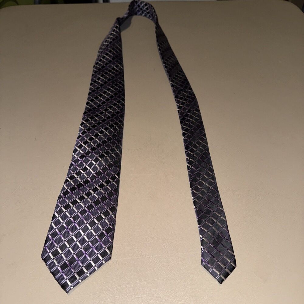Covington Men’s Tie Purple Check